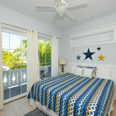Pineapple Paradise Holmes Beach Exterior photo