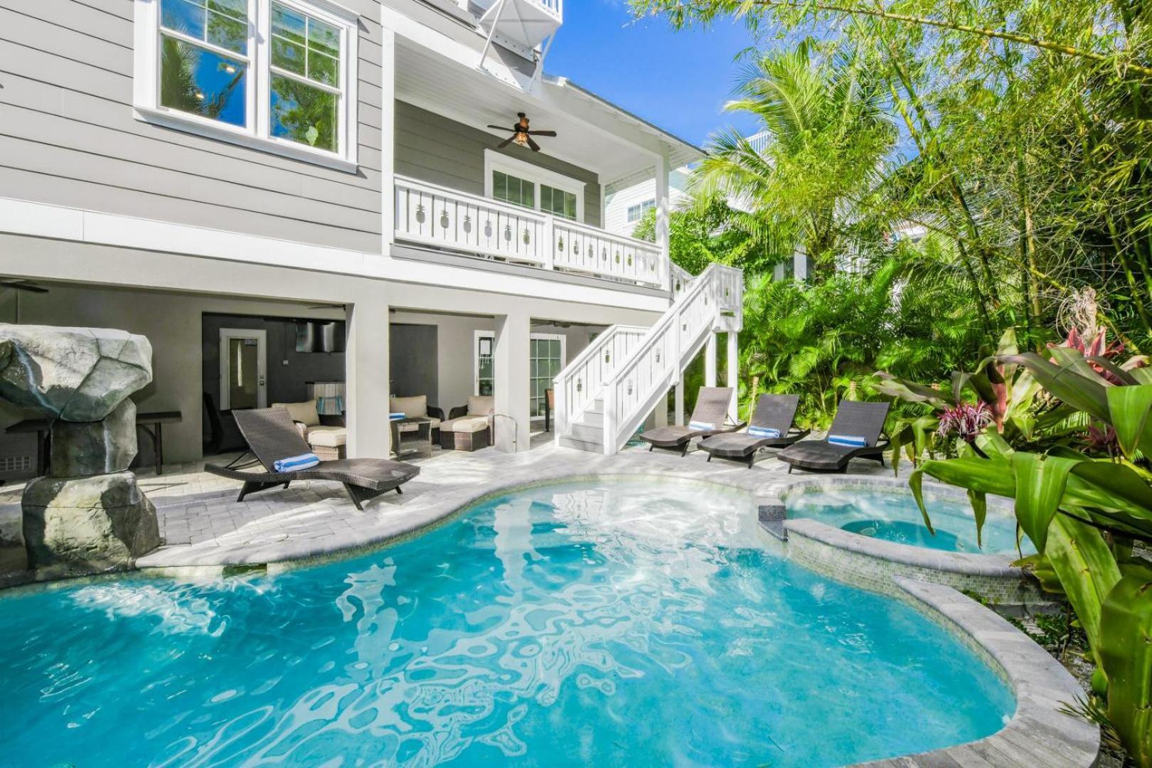 Pineapple Paradise Holmes Beach Exterior photo