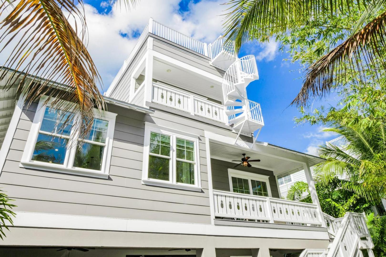 Pineapple Paradise Holmes Beach Exterior photo