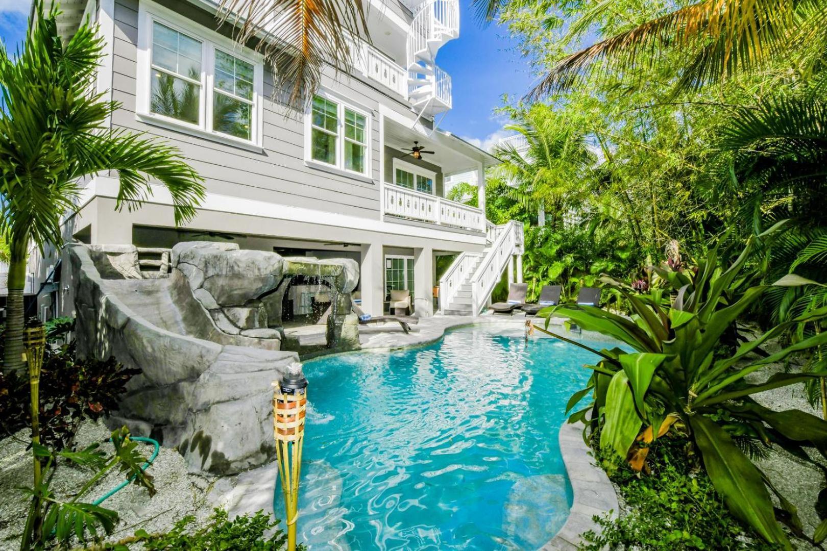 Pineapple Paradise Holmes Beach Exterior photo